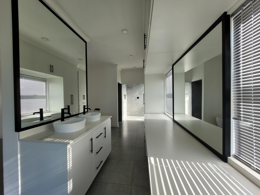 3 Bedroom Property for Sale in Aston Bay Eastern Cape